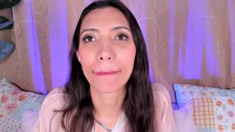 Miss Veronica online show from June 25, 2:31 pm