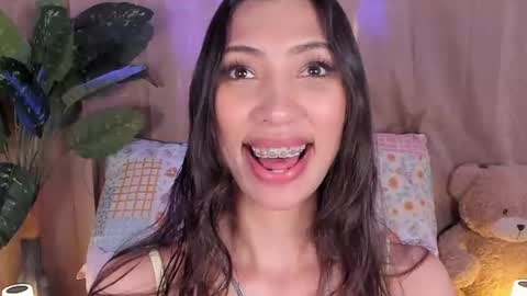 Miss Veronica online show from July 10, 1:17 pm
