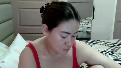 HOT MOMMY ZEPHYR online show from April 12, 12:28 pm