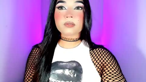 miss_zz online show from August 8, 12:11 am