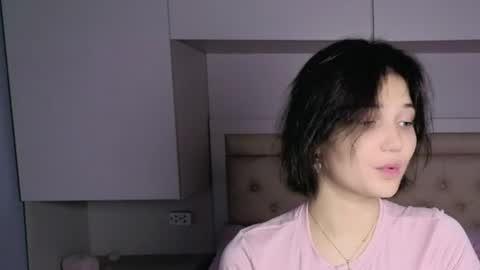 Kira online show from August 4, 6:49 pm