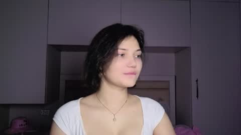 Kira online show from August 7, 4:18 pm