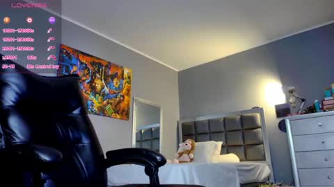 Alesyamuscledoll online show from August 11, 2:13 am