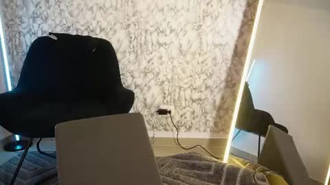 missara_ online show from July 29, 5:03 am