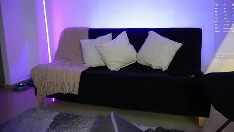 missara_ online show from August 2, 1:56 am