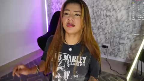 missara_ online show from August 4, 2:19 am