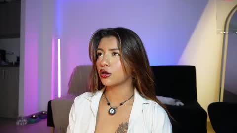 missara_ online show from August 6, 2:21 am