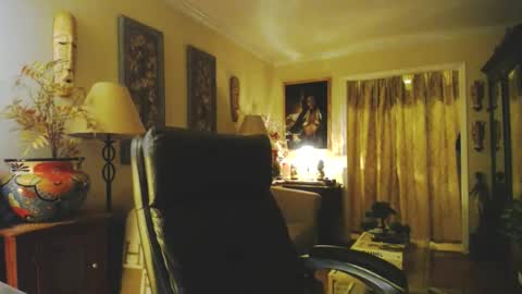 Brownie -P online show from June 19, 2:55 am