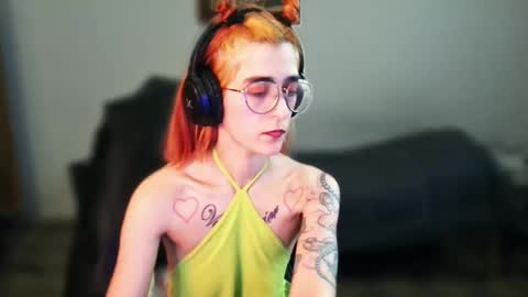 missbunny666 online show from May 5, 7:26 pm