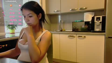 missbya online show from July 1, 7:53 am