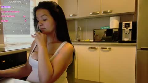 missbya online show from July 22, 8:50 am