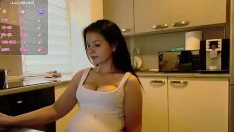 missbya online show from July 22, 11:01 am