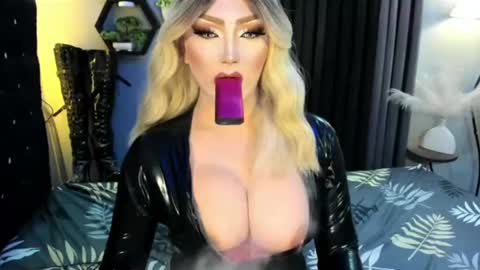 PRIESTESS CHANNEL online show from August 12, 2:25 am