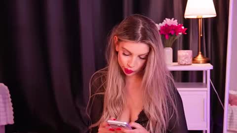 Claire online show from August 7, 1:16 am