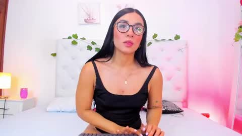 missdangerously online show from August 12, 1:46 pm