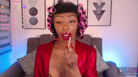 Emilie Diaz online show from August 5, 5:00 pm