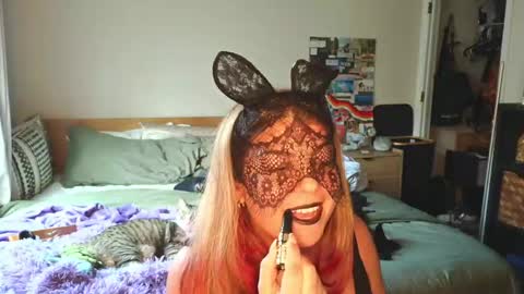 missemmbeex online show from May 21, 6:53 pm