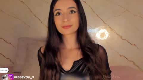 Sami Evan online show from July 24, 1:25 pm