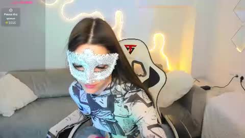 missevelyn__ online show from August 13, 7:22 am