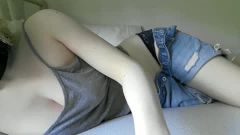 missflood online show from May 16, 1:00 pm