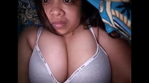 Missi online show from May 31, 6:32 pm