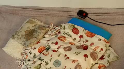 missjasminee online show from August 7, 4:29 pm