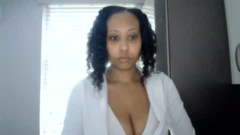 MissJasmineUK online show from July 2, 4:57 am