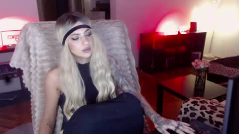 MissJenny7 online show from July 24, 10:57 pm