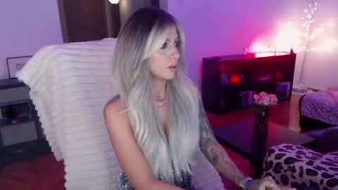 MissJenny7 online show from August 15, 9:41 pm