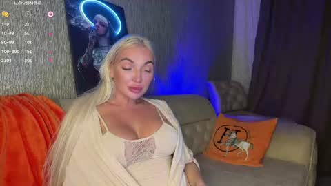 Jess online show from August 14, 10:57 pm