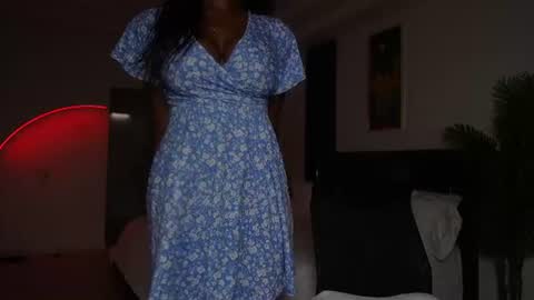 missksavage online show from August 6, 10:58 am