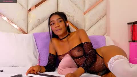 misslilith69 online show from April 25, 8:15 pm