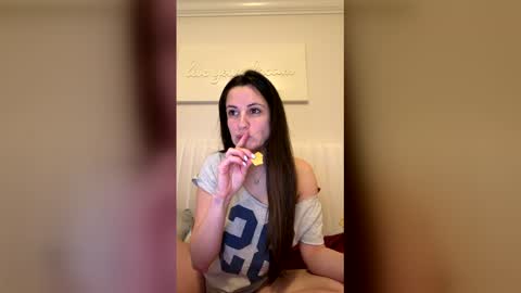 missmadsxx online show from March 11, 1:52 pm
