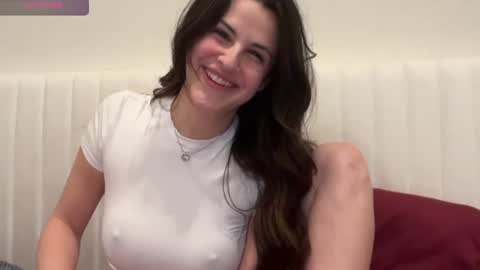 missmadsxx online show from August 17, 4:23 pm