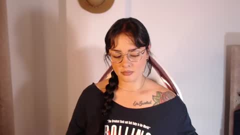 missmariana_ online show from August 3, 11:34 pm