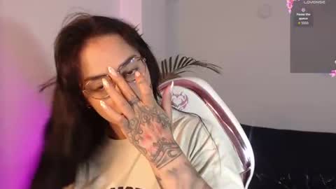 missmariana_ online show from August 8, 11:49 pm