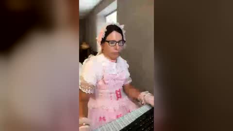 Nicole Smith online show from July 26, 6:57 pm