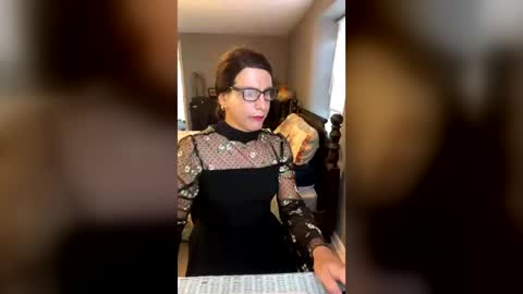 Nicole Smith online show from July 27, 12:43 pm