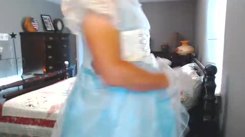 Nicole Smith online show from August 8, 10:21 pm