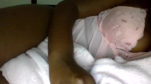 missnikki209 online show from August 11, 9:28 pm