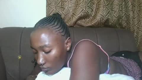 pretty gal online show from July 30, 5:20 pm