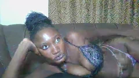 pretty gal online show from August 5, 6:39 pm