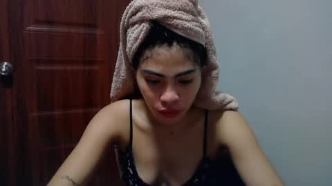 sofia online show from July 17, 1:16 am
