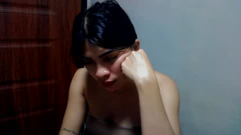 sofia online show from August 15, 4:49 am