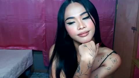 SweetViolet online show from June 24, 5:48 pm