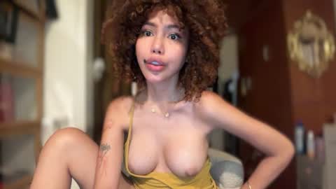 Divine Olga online show from August 8, 3:45 pm