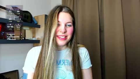 Anya online show from May 19, 7:48 pm