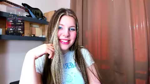 Anya online show from June 12, 5:42 pm