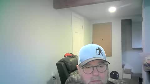 Mr. Happy online show from February 22, 6:07 pm