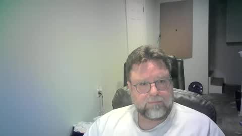 Mr. Happy online show from February 27, 3:49 am